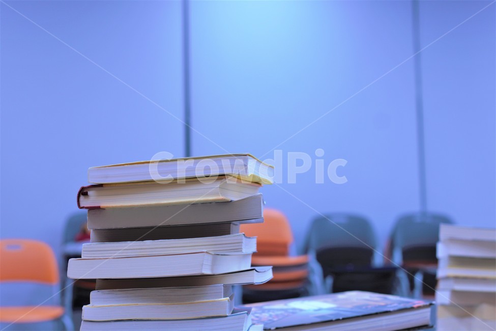 책,books,책들,book,책정리,정리,arrange,정리하다,쌓다,그림책,동화책,많은,many,object,사물,물건,교육,학교,공부,education,learning,study,school
