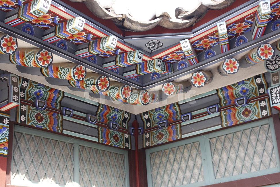 architecture,건축물,building,건물,전통,전통건물,처마,지붕,지붕장식,한국전통,한국문화,korean traditional,korean culture
