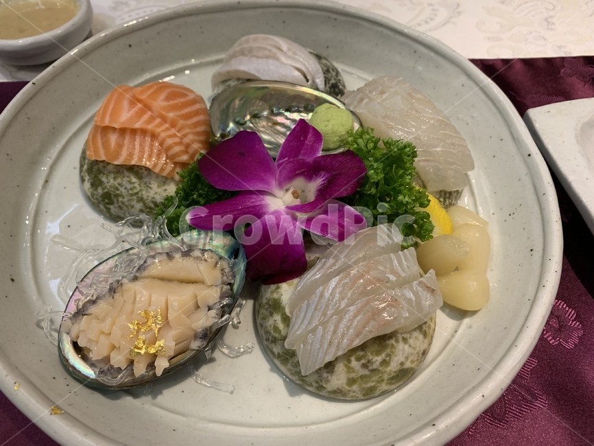 한정식,생선회,광어회,연어회,우럭회,전복회,락교,난초,일식,일본음식,일본요리,Japanese food,Japanese dishes,Japanese meal,Japanese cook