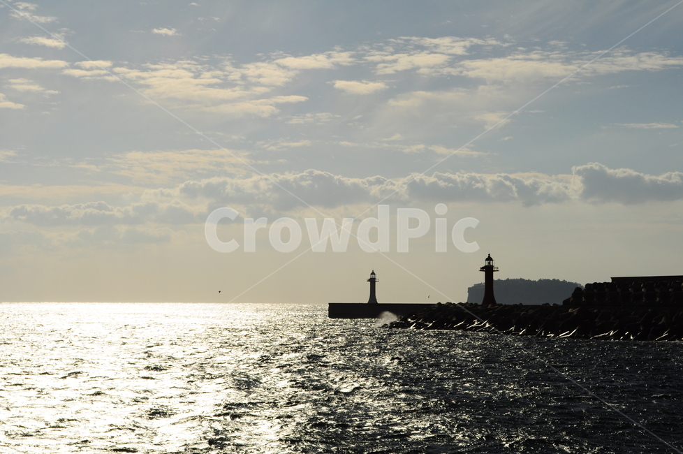 하늘,섬,바다,제주도,구름,등대,자연,풍경,nature,landscape,등대,lighthouse,architecture,건축물,building,건물,tower,탑