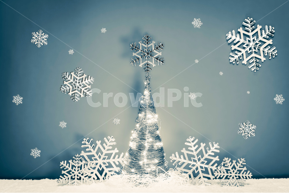 크리스마스,background,크리스마스트리,tree,크리스마스밤,눈꽃결정,눈결정,눈,snow,스카이블루,하늘색,그림자,눈내리는밤,겨울,새해,12월,25일,메리크리스마스,메리크리스마스,성탄절,merry christmas