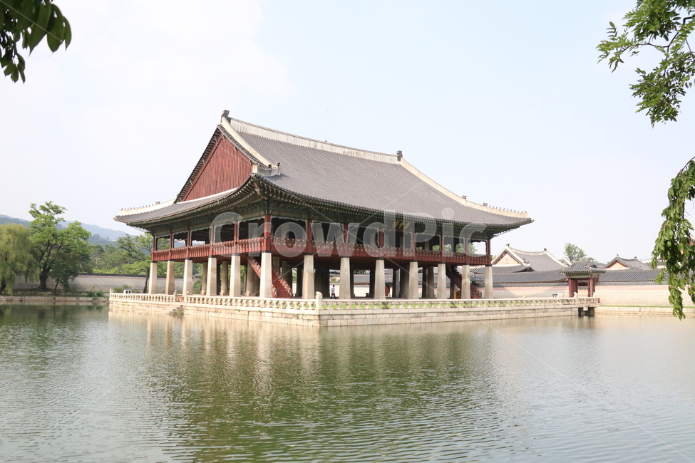 여름,경회루,경복궁,연못,한국전통,문화재,문화유산,목조건축,건축,건물,반사,한국전통,한국문화,korean traditional,korean culture,랜드마크,landmark,tourist attraction,한국랜드마크,한국관광지,한국명소,korea landmark,korea tourist attraction