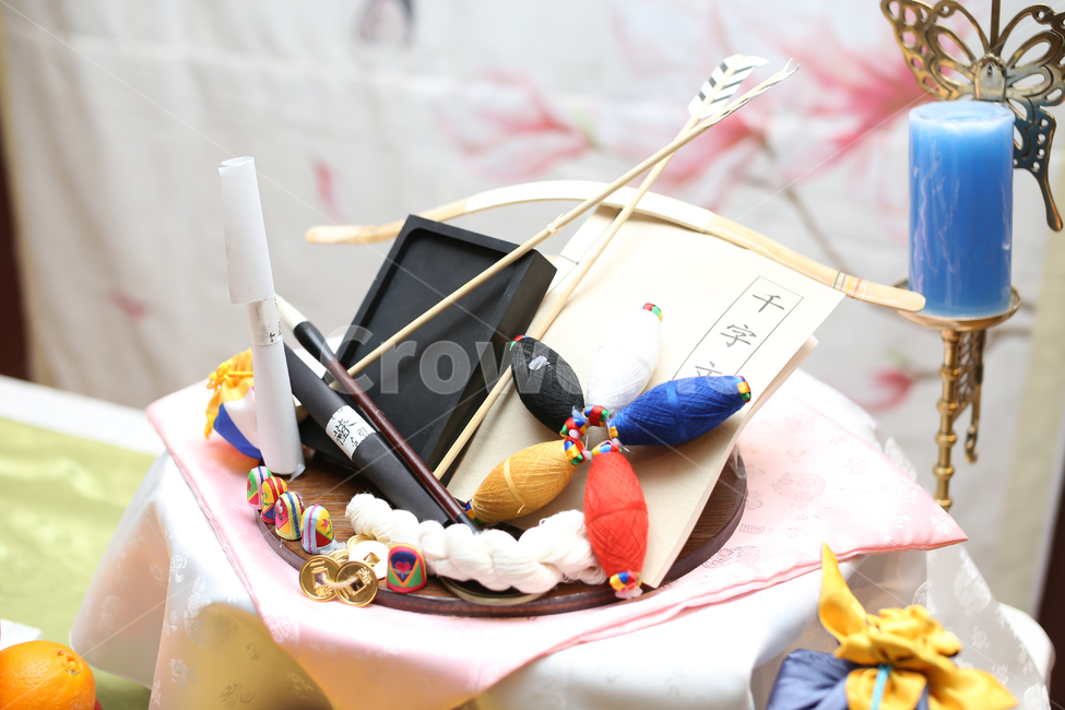 돌잔치,돌,육아,돌상,돌잡이,한국전통,한국문화,korean traditional,korean culture,축제,행사,festival,carnival,event,기념일,축하,anniversary,congratulation,celebrate,celebration
