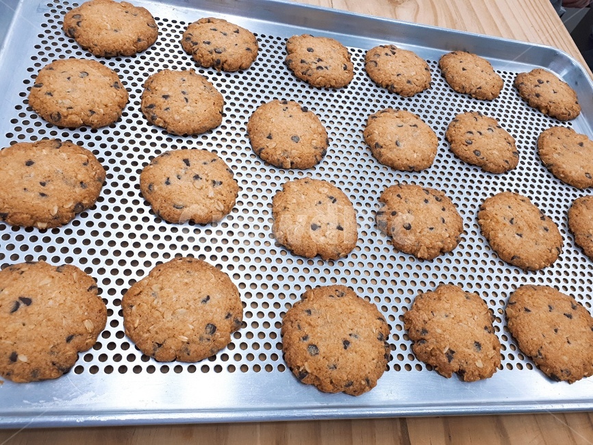 쿠키,bake,초코,견과류,과자,음식,식재료,요리,food,cook,meal,dishes,food reserves,디저트,간식,후식,dessert,snack