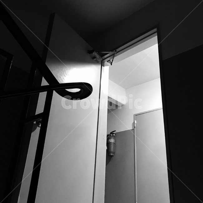 아파트,비상계단,모노톤,흑백,비상구,흑백,모노톤,monochrome,black and white