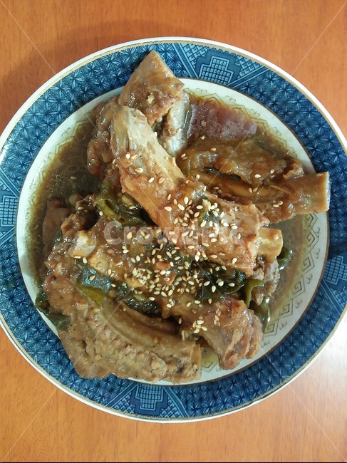 갈비찜,접시,반찬,깨소금,돼지갈비,음식,식재료,요리,food,cook,meal,dishes,food reserves,육류,고기,meat