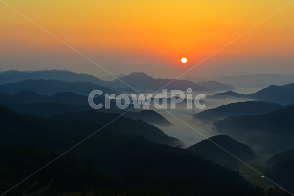 전남,영암,서광목장,활성산,서광목장일출,여명,해돋이,활성산일출,아침,sky,하늘,redsky,붉은하늘,dawn,새벽,nature,자연,mountainrange,산맥,mountain,산,outdoors,옥외,경치,경관,풍경,일출,자연,풍경,nature,landscape,한국자연풍경,한국자연경관,korea nature landscape