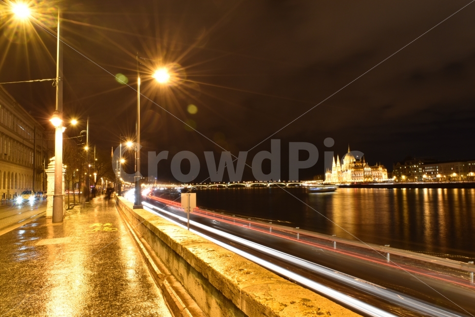 유럽,여행,헝가리,부다페스트,국회의사당,야경,불빛,가로등,길,강,도나우강,장노출,궤적,밤,도시,풍경,city,landscape,해외,외국,세계,foreign,oversea,world,야경,밤,nightscape,night,road,도로,freeway,고속 도로