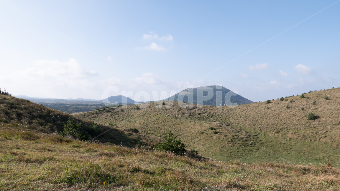 용눈이,용눈이오름,오름,orum,jeju,제주,제주도,제주오름,가을제주,가을,풍경,landscape,nature,자연,outdoors,countryside,옥외,hill,언덕,자연,풍경,nature,landscape