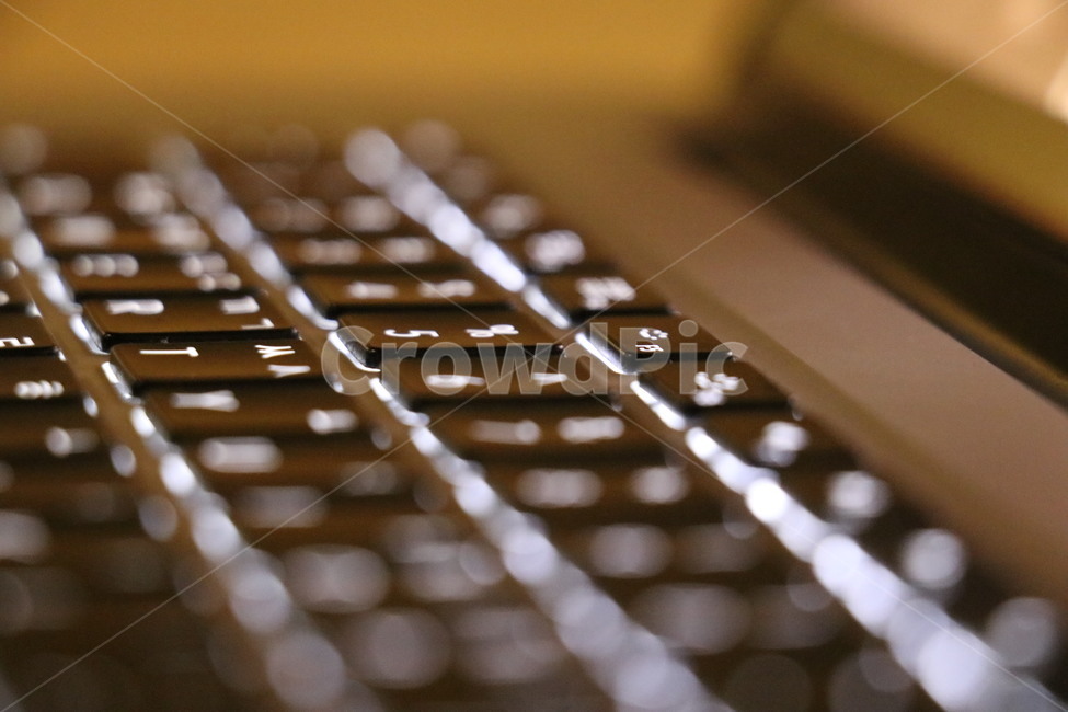 자판,electronics,keyboard,computerkeyboard,컴퓨터키보드,정보통신기술,전자기기,전자제품,it,information,technology,electronic equipment