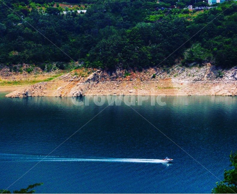 감성,감성사진,풍경,풍경사진,색감,호수,물,배,산,자연,cool,자연,풍경,nature,landscape,여행,휴가,traveling,vacation,trip,water,outdoors,옥외