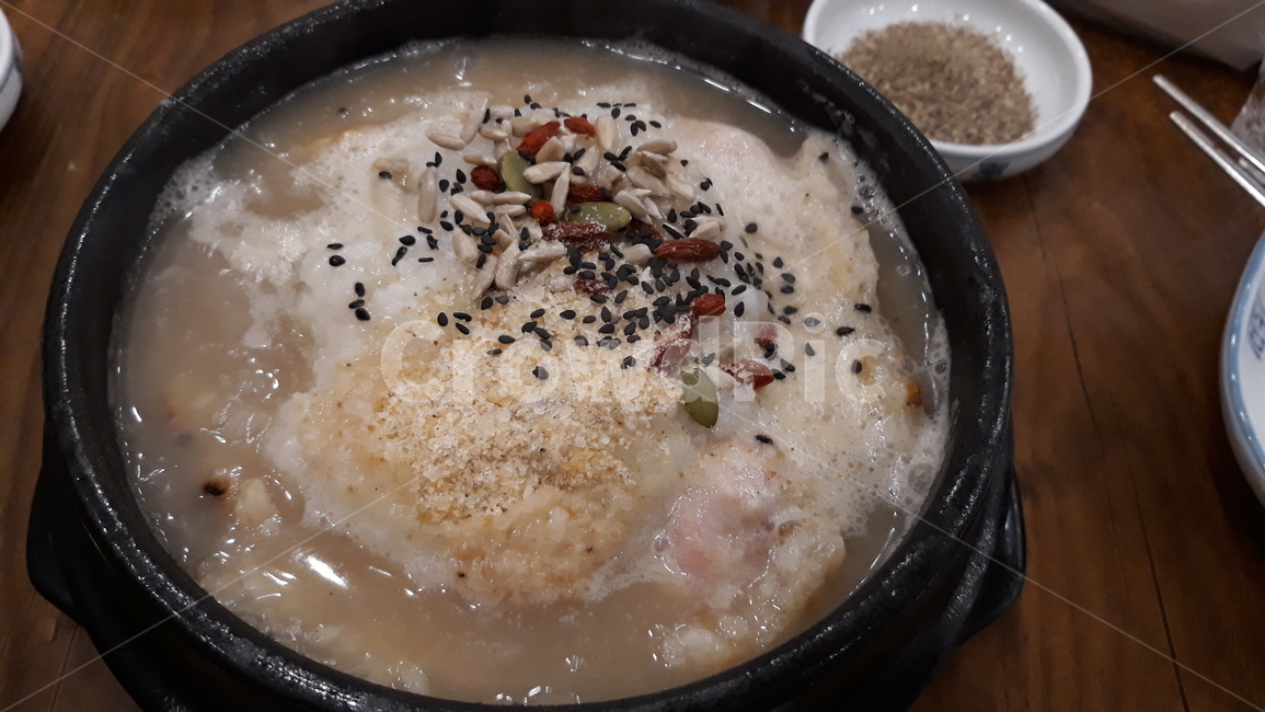 breakfast,아침밥,oatmeal,오트밀,food,음식,누릉지,삼계탕,가게,후추,영양식,영양,맛,풍부한,음식,식재료,요리,food,cook,meal,dishes,food reserves