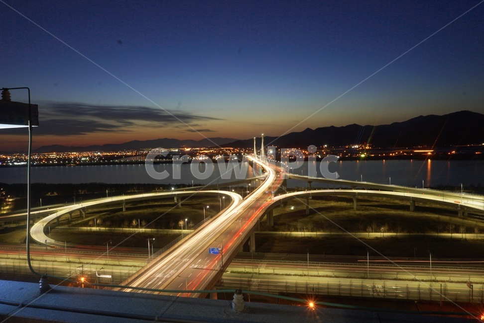 야경,궤적,일몰,화명동,도로,야경,밤,풍경,nightscape,night,landscape,도시,city,한국도시풍경,한국도시경관,korea cityscape,교통,교통수단,traffic,transportation,road,freeway,고속 도로
