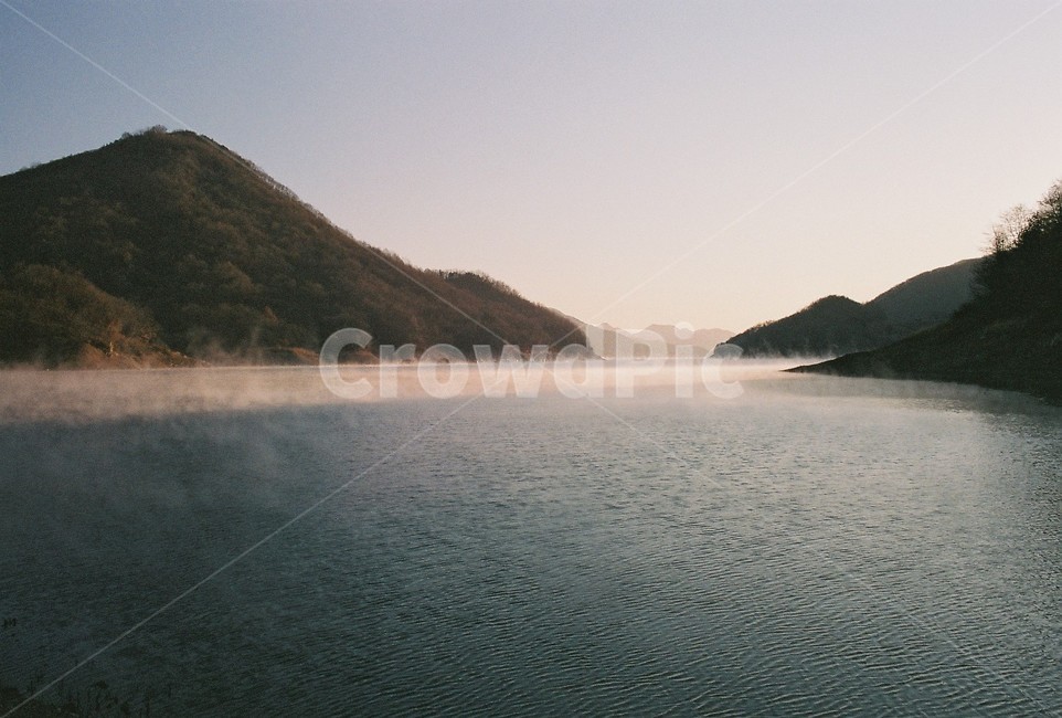 풍경,호수,물안개,산,scenery,lake,waterfog,mountain,자연,풍경,nature,landscape,한국자연풍경,한국자연경관,korea nature landscape,water,물,outdoors,옥외,promontory,곶