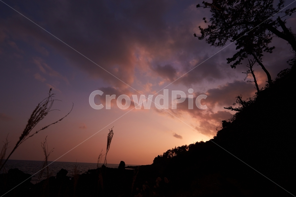 제주도,구름,노을,저녁,하늘,자연,풍경,nature,landscape,sky,outdoors,옥외,dusk,황혼,red sky,붉은 하늘,dawn,새벽,sunset,일몰,silhouette,실루엣