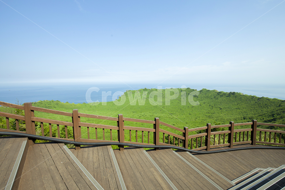 제주도,자연풍경,성산일출봉,제주도관광지,자연,여름,계절,jeju,여행,경치,바다
