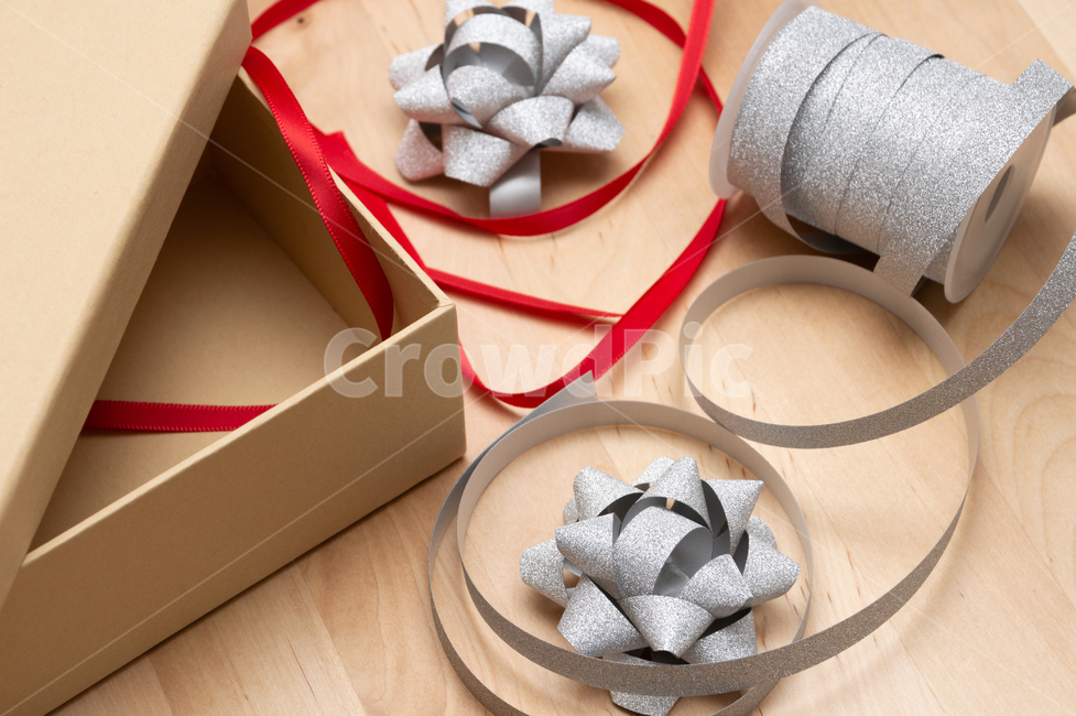 크리스마스,성탄절,선물,이벤트,기념일,정물,소품,기념,christmas,object,concept,gift,present,isolated,상자,선물상자,선물박스,리본,축제,행사,festival,carnival,event,메리크리스마스,성탄절,merry christmas,사물,물건,오브젝트,thing,object,matter