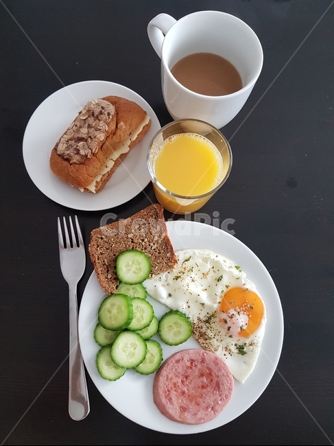 유럽식아침,독일식아침,이탈리아식아침,아침식사,유럽식아침식사,breakfast,fork,포크,cutlery,건강한아침식사,아침식사,조식,브런치,breakfast,brunch
