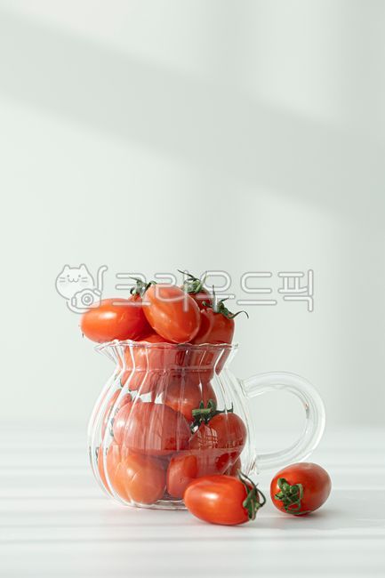 Tomatoes,cherry tomatoes,cherry tomatoes,date tomatoes,vegetables,vegetables,food,fruit