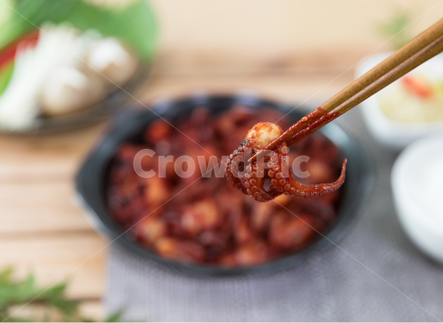 음식,쭈꾸미볶음,식사,안주,쭈꾸미,저녁식사,한식,korea,spicy,오징어볶음,식당,매콤,매운맛,red,맛집,고추장,고춧가루,식재료,요리,cook,reserves,수산물,해산물,fisheryproducts,seafood,한국음식,한국요리,food,dishes,korean,meal,koreancook,맛있다,먹다,맵다,소스,볶음,음식,식재료,요리,food,cook,meal,dishes,food reserves,한식,한국음식,한국요리,korean food,korean dishes,korean meal,korean cook