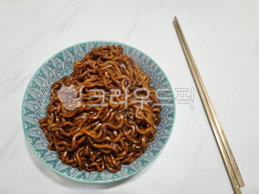 plate,그릇,짜장면,자장면,짜파게티,짜짜로니,로스팅짜장면,food,cooking,음식,요리,jjajangmyeon,jajangmyeon,chapagetti,jazzaroni,roastingjajangmyeon,면요리,noodledish,chopsticks,젓가락,blackbeansaucenoodles,중국요리,chinesecuisine,Jjajangmyeon,중국음식,chinesefood,Chinesedishes,Chinesecooking,중식,맛있는음식,deliciousfood