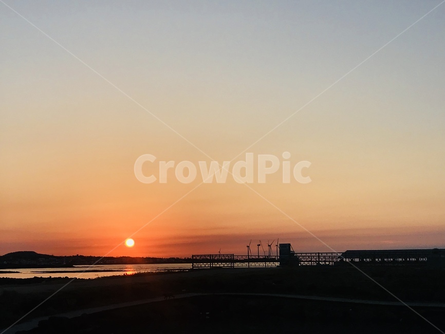 바다,노을,해질녘,풍경,배경,자연,풍경,nature,landscape,실루엣,그림자,silhouette,shadow,outdoors,옥외,dusk,황혼,sunset,일몰,dawn,새벽,sky,하늘,red sky,붉은 하늘