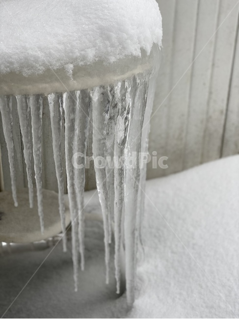 nature,자연,outdoors,ice,snow,빙,눈,winter,겨울,고드름,icicle,icicles,캐나다,canada,처마밑,감성,추운날,얼음,영하,추운겨울