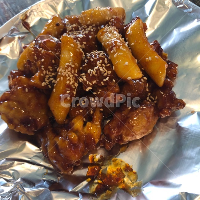 강정,떡,떡강정,순살치킨,순살,치킨,은박지,깨,양념,양념치킨