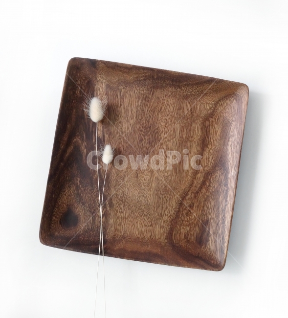 wooden plate,gift,texture,driedplant,woodplate,whitebackground,kitchentools,wood pattern,letter,prop,dried plants,event,object