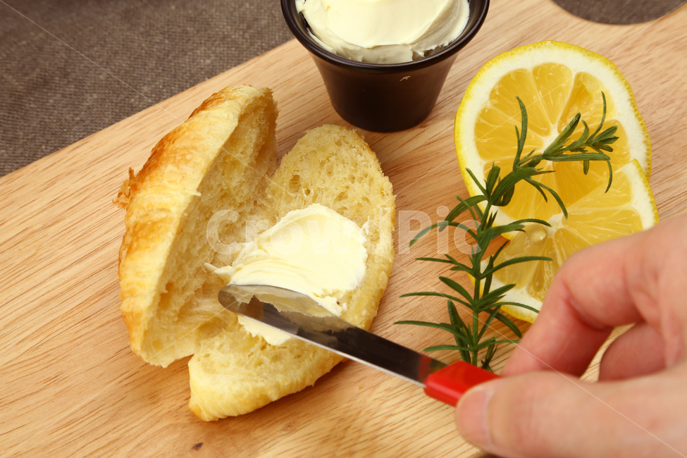 빵,크로와상,베이킹,식품,음식,식사,아침식사,샌드위치,bread,croissant,baking,food,meal,breakfast,sandwich,음식,식재료,요리,food,cook,meal,dishes,food reserves,빵,bread,디저트,간식,후식,dessert,snack