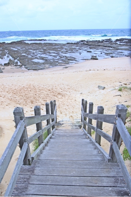 시드니,시드니해변,시드니바다,아름다운바다,sydneybeach,자연,풍경,nature,landscape,해외,외국,세계,foreign,oversea,world,세계자연풍경,해외자연풍경,외국자연풍경,world nature landscape,boardwalk,산책로,building,건물,bridge,다리,water,물