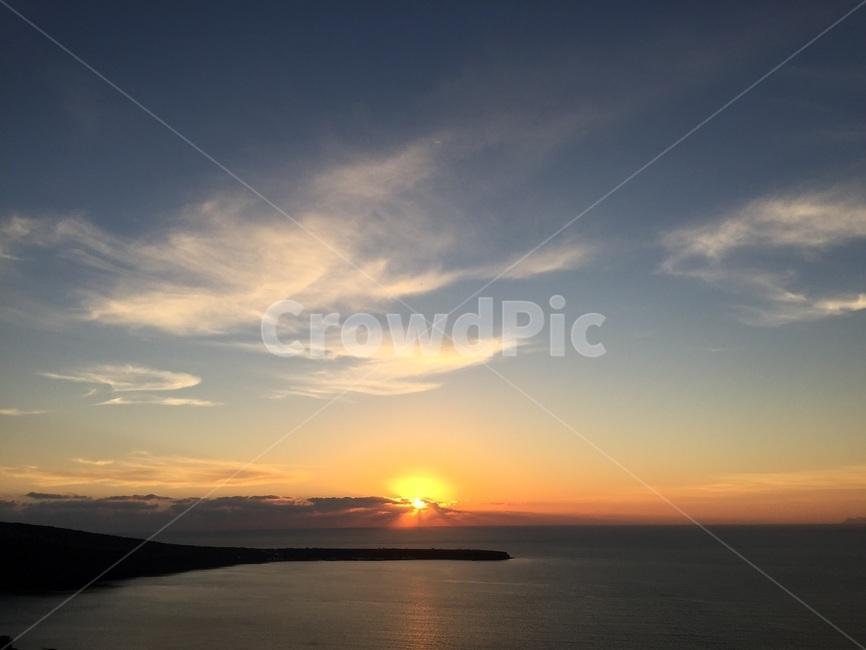 바다,노을,바닷가,해질녘,구름,자연,풍경,nature,landscape,outdoors,옥외,dawn,새벽,red sky,붉은 하늘,sunset,일몰,sky,하늘,dusk,황혼