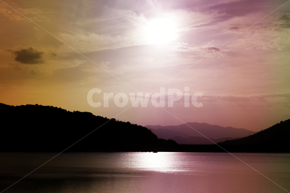 호수,빛,산,강,light,mountain,자연,풍경,nature,landscape,outdoors,옥외,flare,플레어,weather,날씨