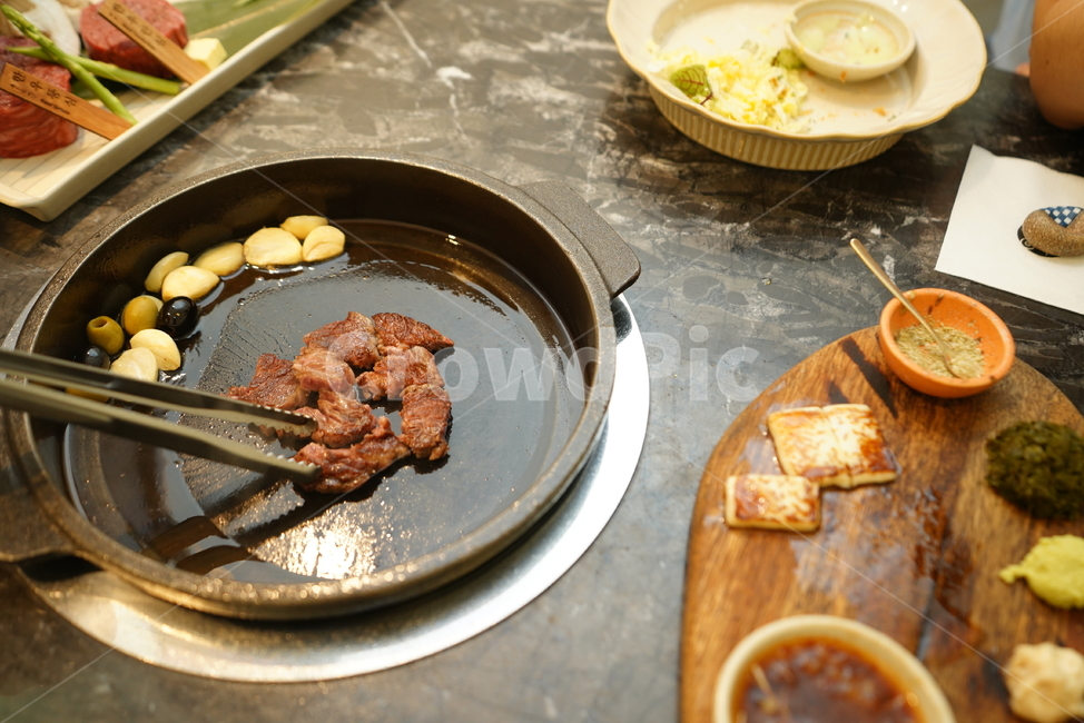 한우,고기,식사,육류,육식,음식,먹거리,푸드,food,소고기,술안주