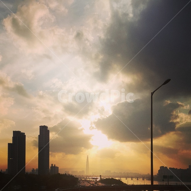일출,성수대교,성수대교일출,아침,햇살,도시,풍경,city,landscape,한국도시풍경,한국도시경관,korea cityscape,light,빛,flare,플레어,sunlight,햇빛,nature,자연,outdoors,옥외,weather,날씨