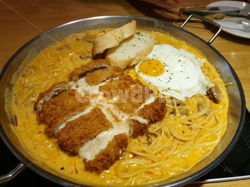 수원,까르보나라,돈가스,까르보돈가스,치즈돈가스,음식,식재료,요리,food,cook,meal,dishes,food reserves,양식,서양음식,서양요리,western food,western dishes,western meal,western cook