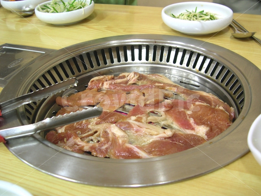 돼지갈비,돼지고기,고기,육류,음식,육류음식,한식,집게,불판,고기음식,음식,식재료,요리,food,cook,meal,dishes,food reserves,육류,고기,meat