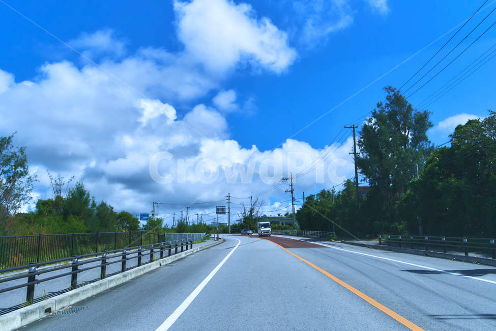 푸른하늘,도로,road,풍경,landscape,asphalt,아스팔트,구름,cloud,교통,교통수단,traffic,transportation