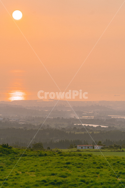 dusk,황혼,일몰,노을,sunset,오메가,바다,sea,sky,하늘,flare,플레어,light,빛,sunlight,햇빛,비양도,jeju,제주,윤슬,붉은하늘,redsky,land,옥외,outdoors,자연,nature,자연,풍경,nature,landscape