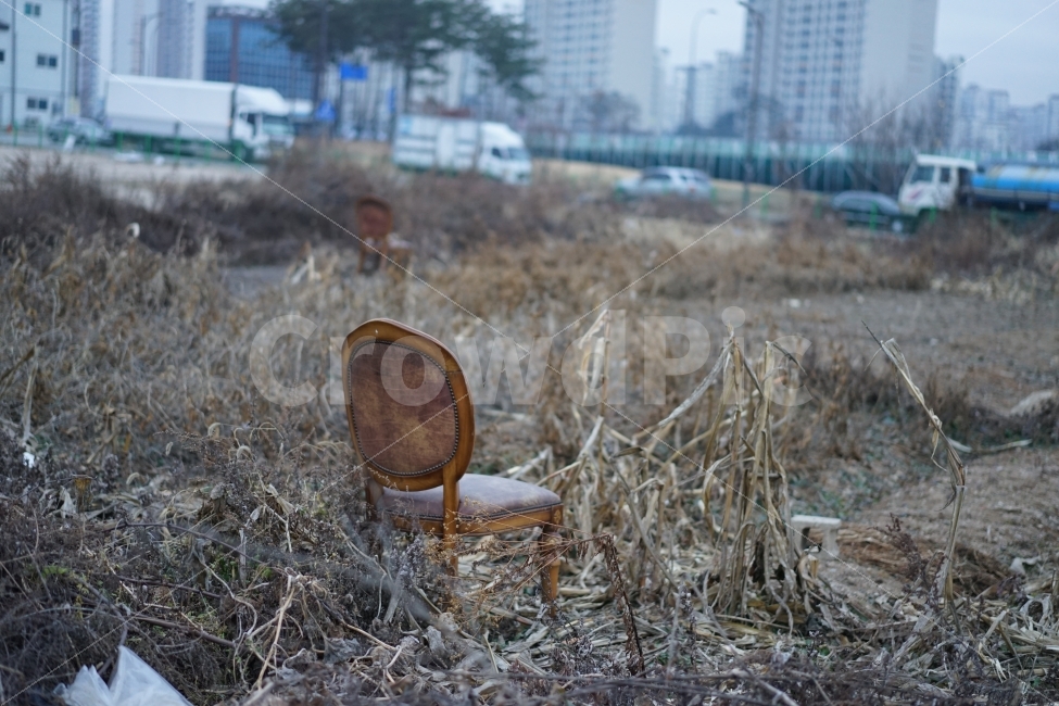 의자,감성사진,외로움,허전함,풍경사진,감성,분위기,혼자,사물,물건,오브젝트,thing,object,matter