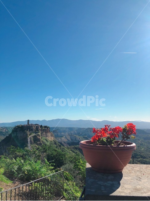 이탈리아,아시시,마을,풍경,하늘,유럽,italy,assisi,town,landscape,europe,해외도시풍경,외국도시풍경,외국,worldcityscape,루프탑,화분
