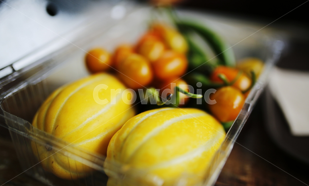여름과일,텃밭야채,소작,농작물,참외,토마토방울토마토,음식,식재료,요리,food,cook,meal,dishes,food reserves,과일,열매,fruit