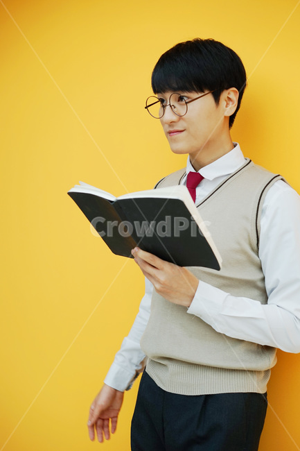 수능,교육,학생,교복,시험,강의,수업,고등학생,고3,남고생,남자고등학생,남고,수능시험,기말고사,중간고사,모의고사,exam,quiz,test,학업,공부,남자,남학생,사람,인물,인간,human,person,얼굴표정,facialexpression,face,남성,man,male,학교,education,learning,study,schoo,사람,인물,인간,human,person,얼굴표정,facial expression,face,남성,남자,man,male,감정표현,기분,feeling,emotion,교육,학교,공부,education,learning,study,school
