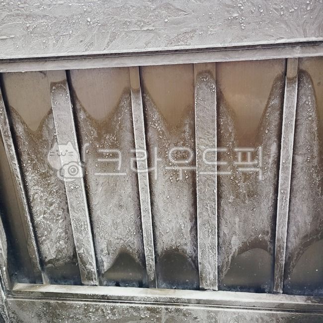 겨울,겨울한파,한파,동파,서리,얼어붙은,freeze,frozen,snow,snowy,cold,coldwave,새하얀,하얀,추위,추운,winter,coldness,coldspell