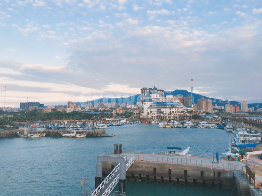 water,물,waterfront,워터프론트,pier,교각,port,dock,독,포트,대만,일몰,일몰전,하늘,이쁜하늘,감성사진,감성,해외감성,대만감성,대만단수이,단수이,워런마터우,배,세계도시풍경,해외도시풍경,외국도시풍경,world cityscape
