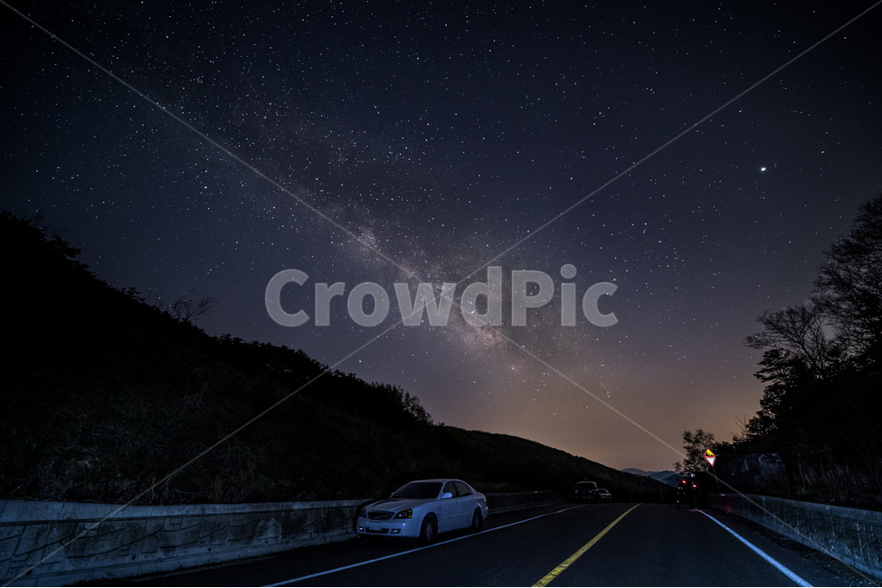 자연,풍경,하늘,은하수,미리내,별,양평,벗고개,nature,landscape,sky,milkyway,star,자연,풍경,nature,landscape,한국자연풍경,한국자연경관,korea nature landscape,야경,밤,nightscape,night,교통,교통수단,traffic,transportation,automobile,자동차,vehicle,차량,car,차,outdoors,옥외,road,도로