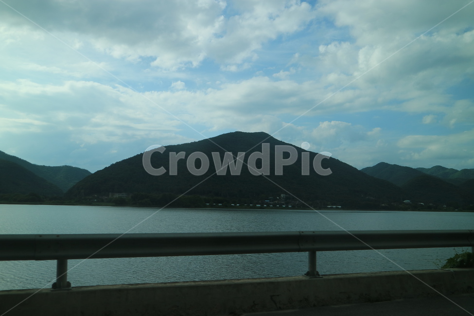 구름,강,천,river,sky,cloudy,하늘,산,mountain,풍경,scene,landscape,자연,natural,자연스러움,cool,feeling,경치