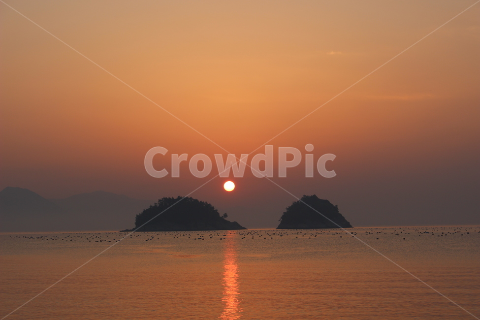 노을,바다,해변,풍경,감성,섬,sunset,sea,beach,landscape,자연,풍경,nature,landscape,outdoors,옥외,dusk,황혼,일몰,dawn,새벽,sky,하늘,red sky,붉은 하늘,sunlight,햇빛
