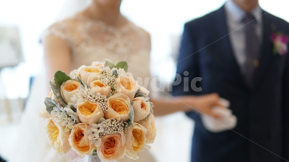 결혼,부케,웨딩,장미,신부,꽃,flower,연인,커플,사랑,lover,couple,결혼,혼례,웨딩,wedding,marriage,marry,기념일,축하,anniversary,congratulation,celebrate,celebration