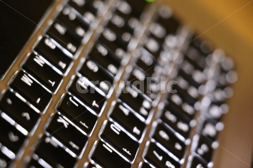 자판,electronics,keyboard,computerkeyboard,컴퓨터키보드,정보통신기술,전자기기,전자제품,it,information,technology,electronic equipment
